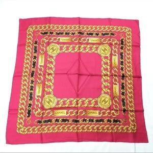 Chanel scarf 100% silk made in Italy royal chains with red fabric